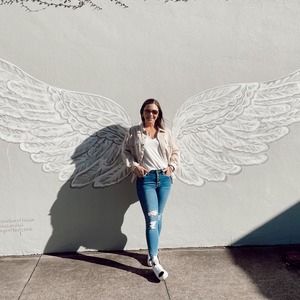 Meet your Posher, Sally